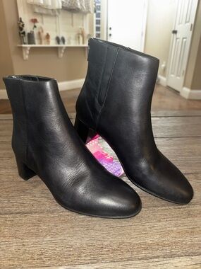 ABEO Plaza Back Zip Boot Black Leather